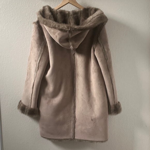 Dennis Basso Hooded Tan Suede Fur Coat Size XS - Picture 3 of 12